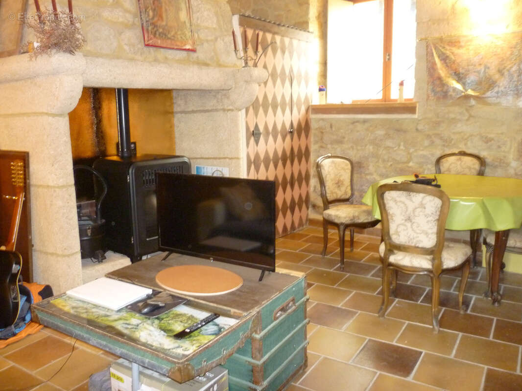 Maison à MONSEMPRON-LIBOS