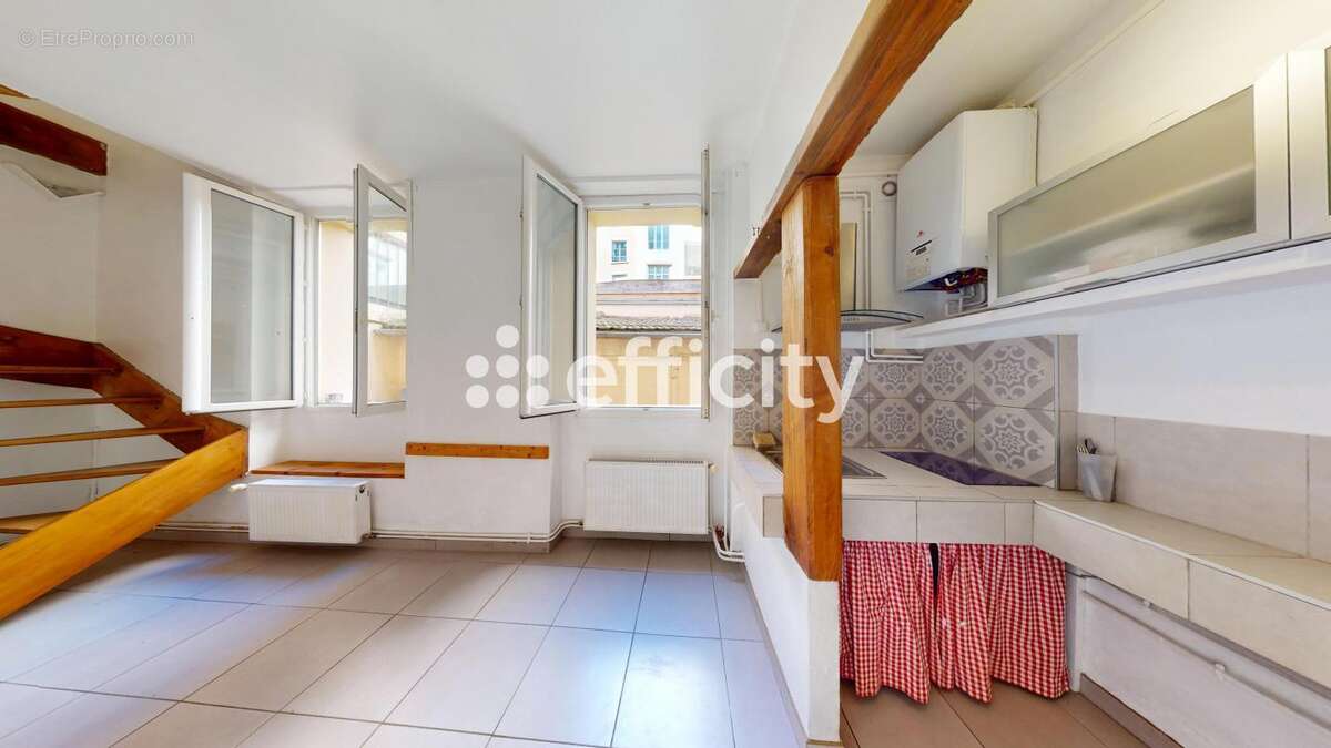 Appartement à LYON-4E