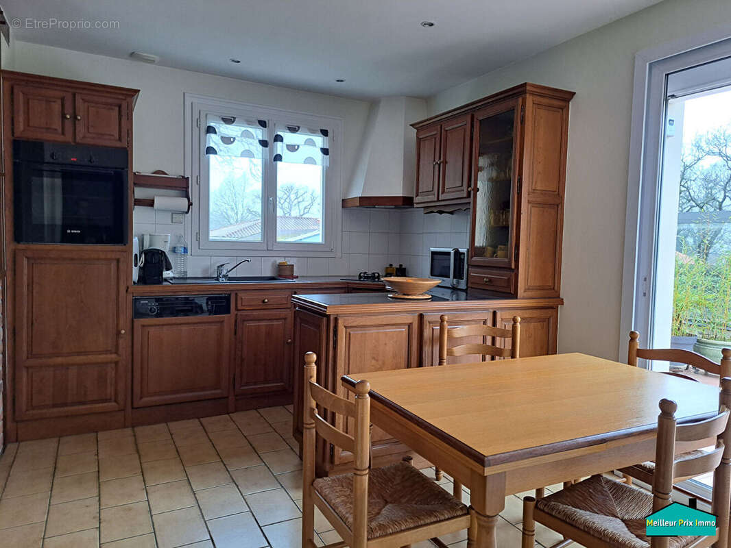 Maison à ROCHESERVIERE