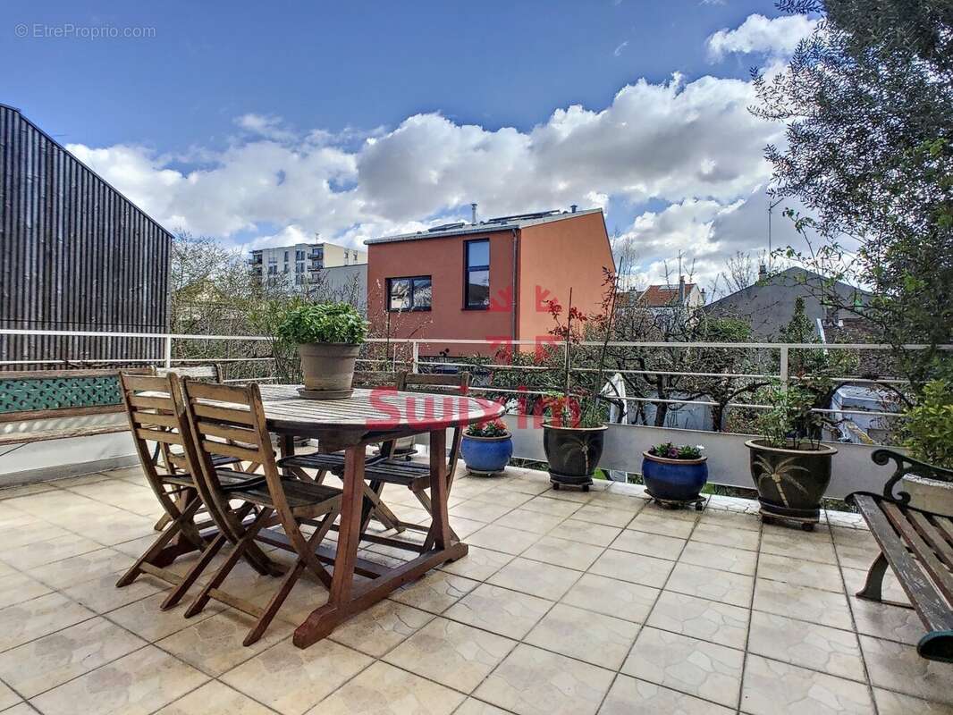 3472849_844206_photo_3.jpg - Maison à MONTREUIL