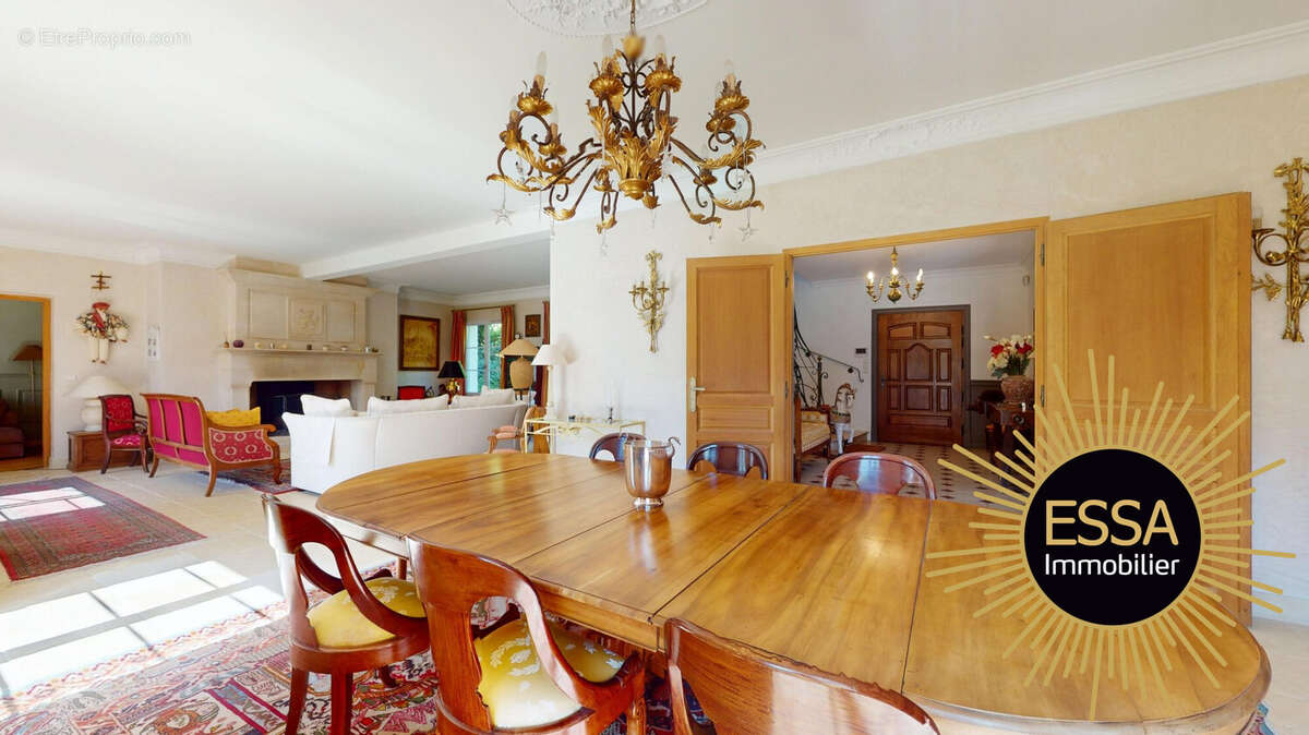 Maison à NOISY-LE-ROI