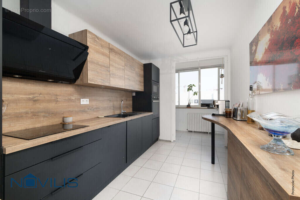 Minimes - Barrière de Paris - Superbe T4 de 93 m² avec balcon et garage - photo 4