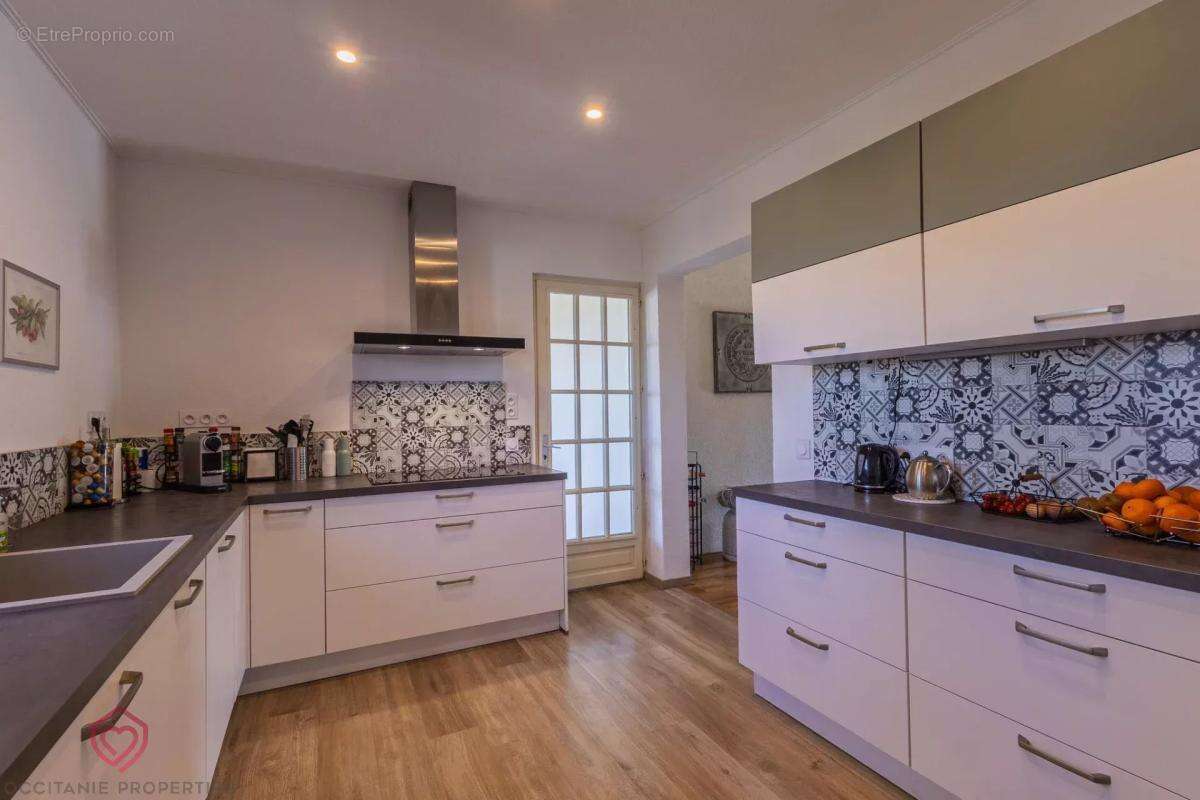 Maison à LEZIGNAN-CORBIERES