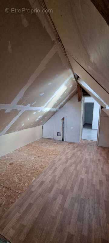 Maison à VILLEMBRAY