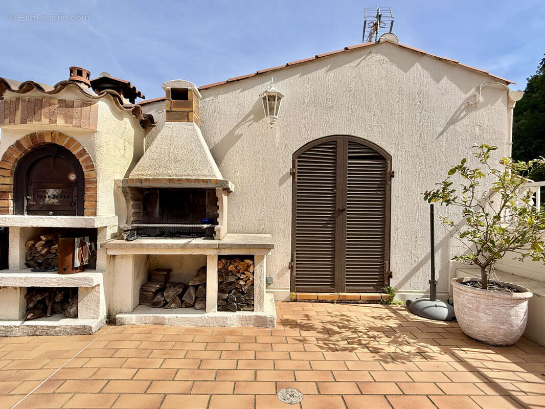 Appartement à ROQUEBRUNE-CAP-MARTIN