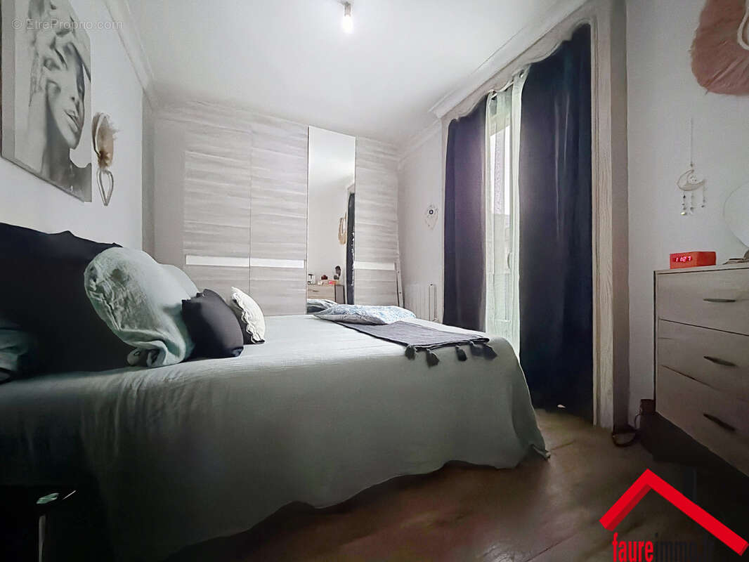 Appartement à OBJAT