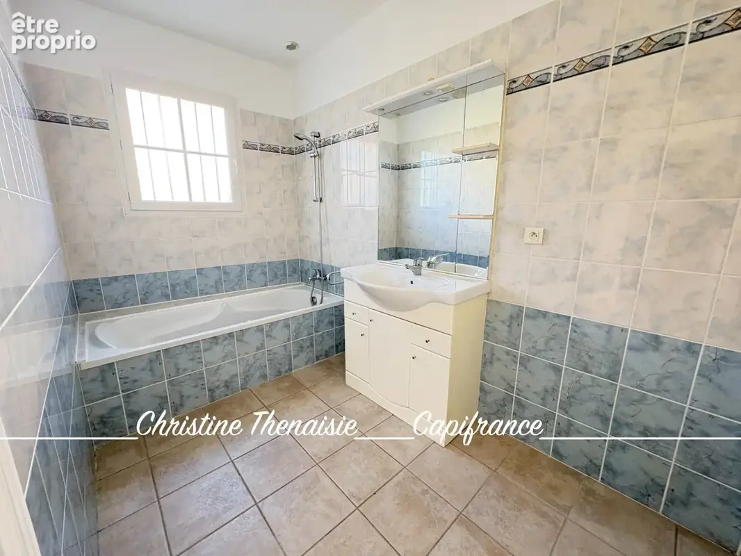Maison à vendre 3 pièces coeur de ville avec terrain BEAUVOIR SUR MER (85) - photo 14