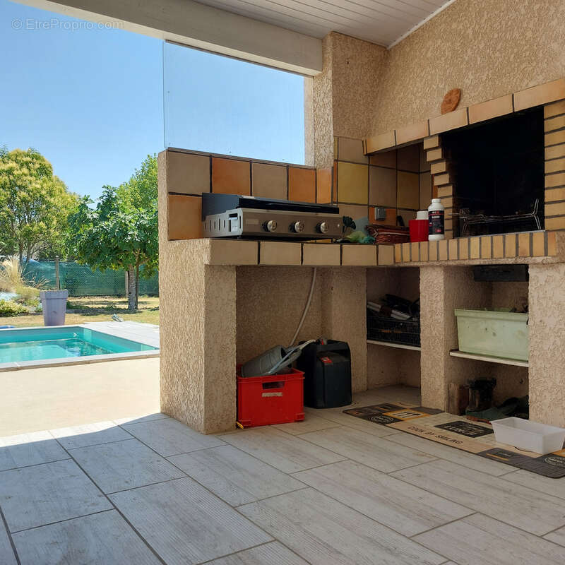 Maison à vendre 5 pièces CAMPSAS (82)avec garage attenant et double garage indépendant, piscine, terrasse couverte, puits, sur 2 - photo 27