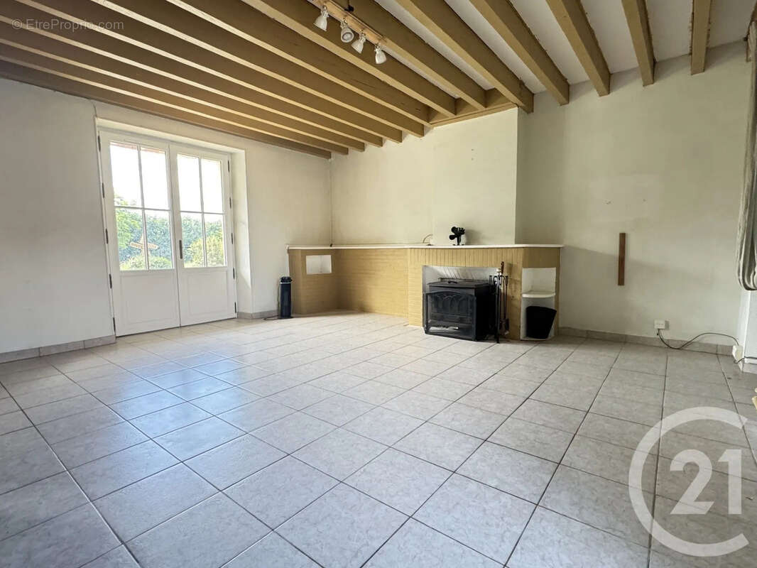 Maison 165 m² à Le Mesnil-Simon  - photo 2