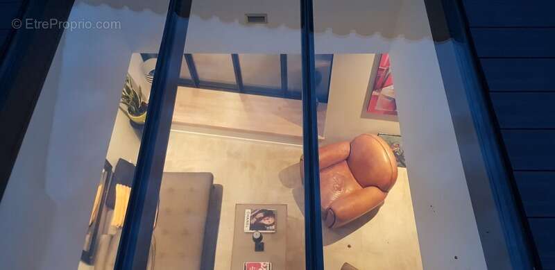  COGNAC A Vendre Superbe Maison de Ville Atypique  - photo 3