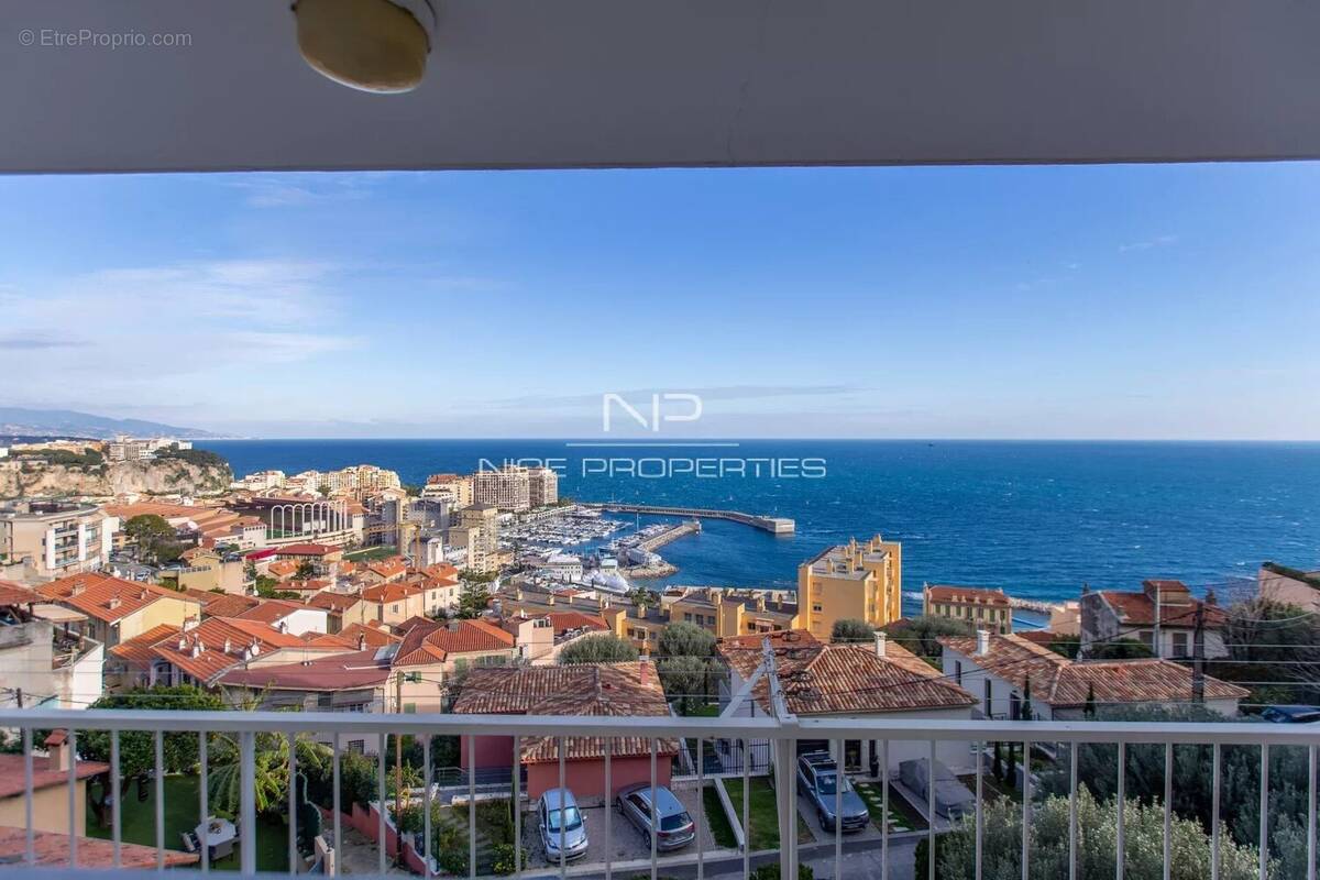 Appartement à CAP-D'AIL