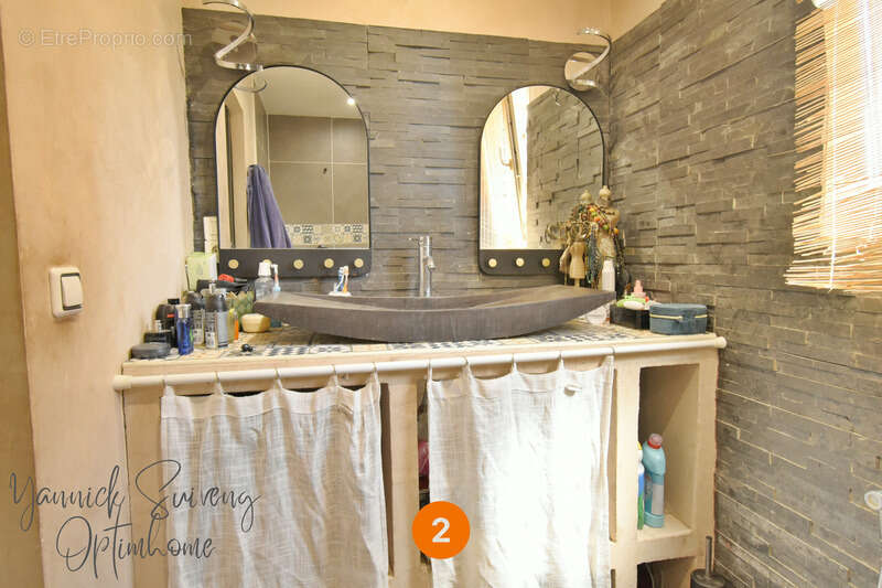 Appartement à SAINT-LAURENT-DE-LA-SALANQUE