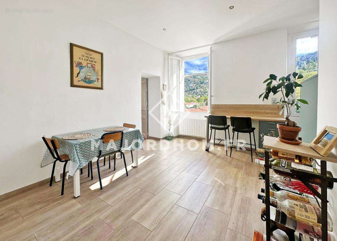 Appartement à MARSEILLE-10E