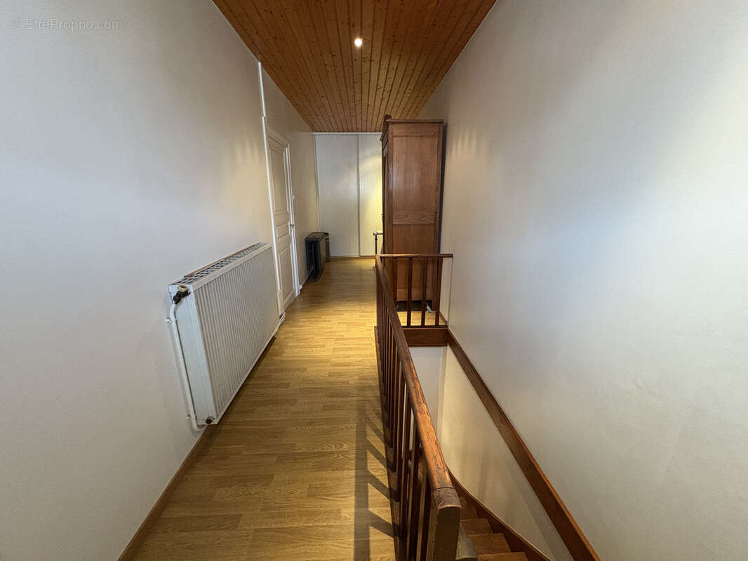 Maison à L&#039;EGUILLE