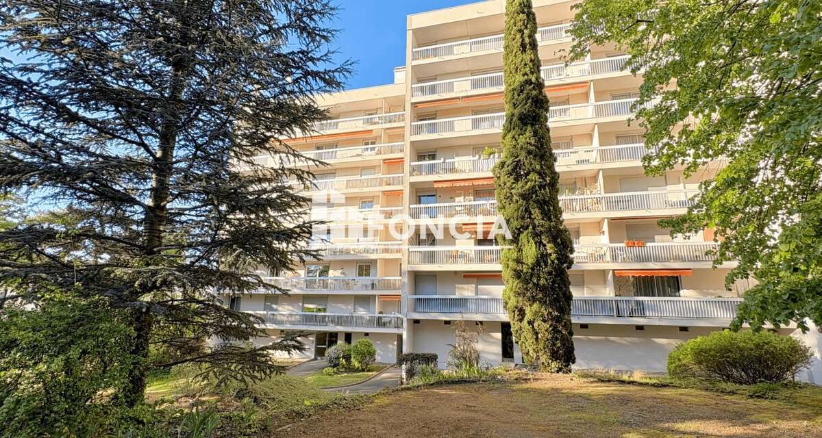 Appartement à CALUIRE-ET-CUIRE