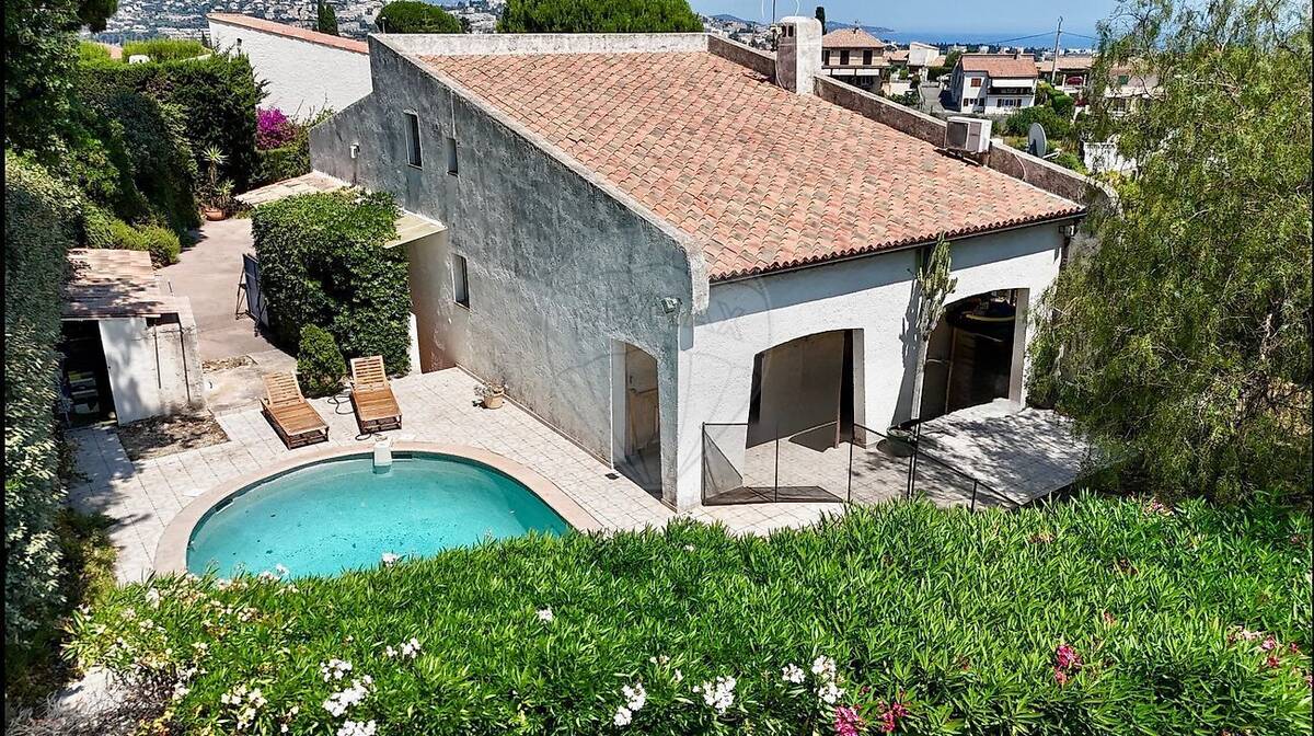 Maison à SAINT-LAURENT-DU-VAR