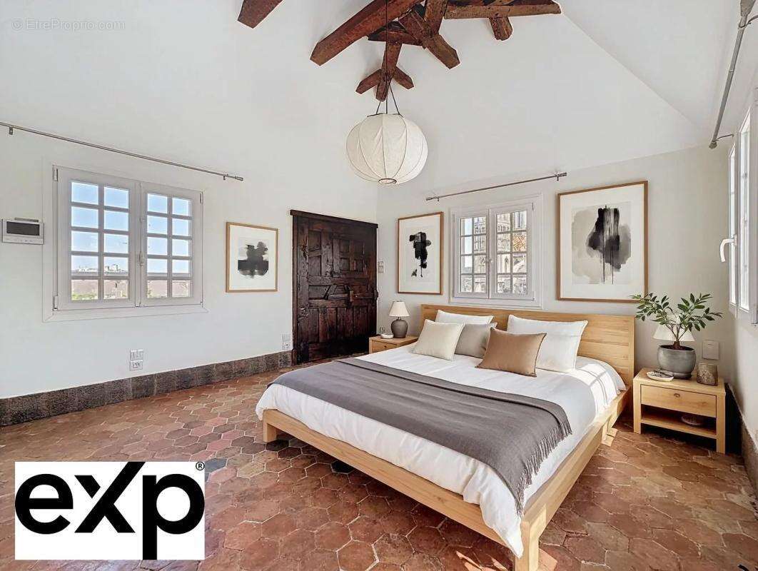 Maison à MANTES-LA-JOLIE