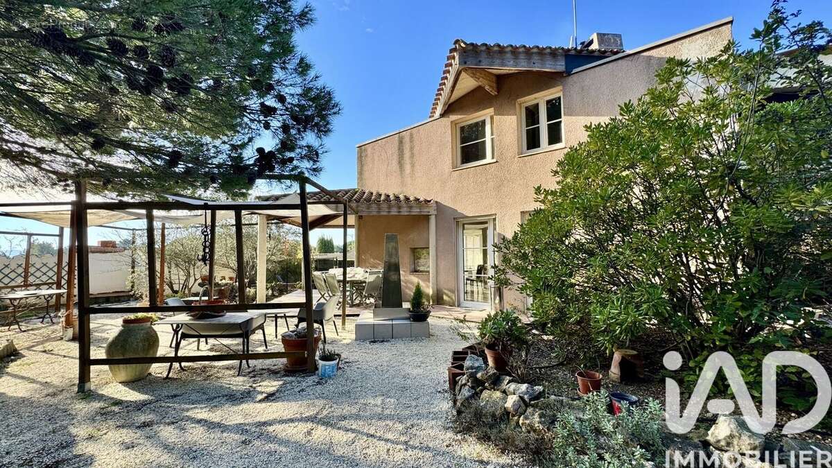 Photo 2 - Maison à LEZIGNAN-CORBIERES