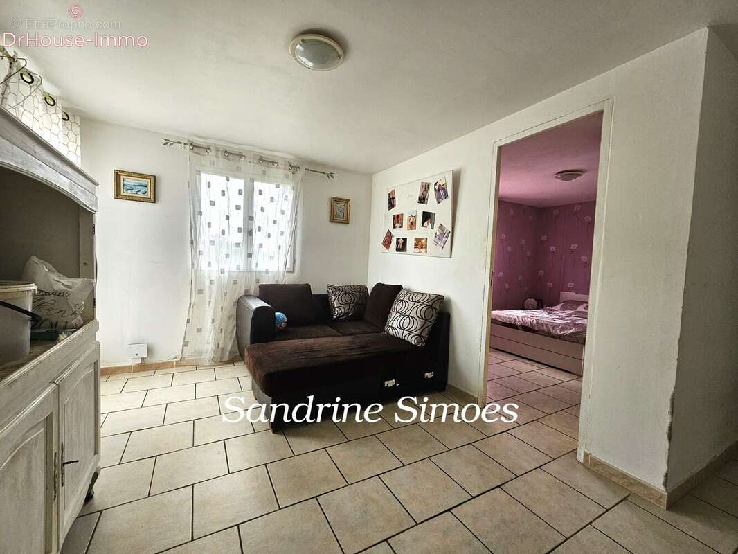 Maison à LA TRIMOUILLE