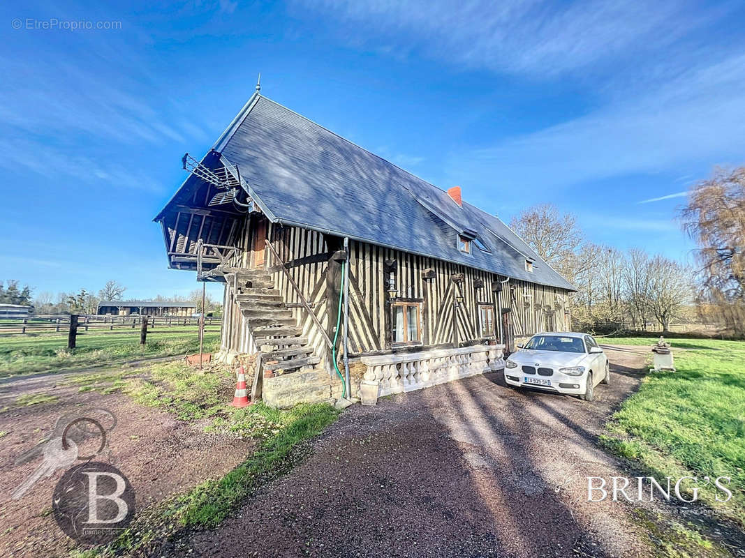 Maison à HOTOT-EN-AUGE