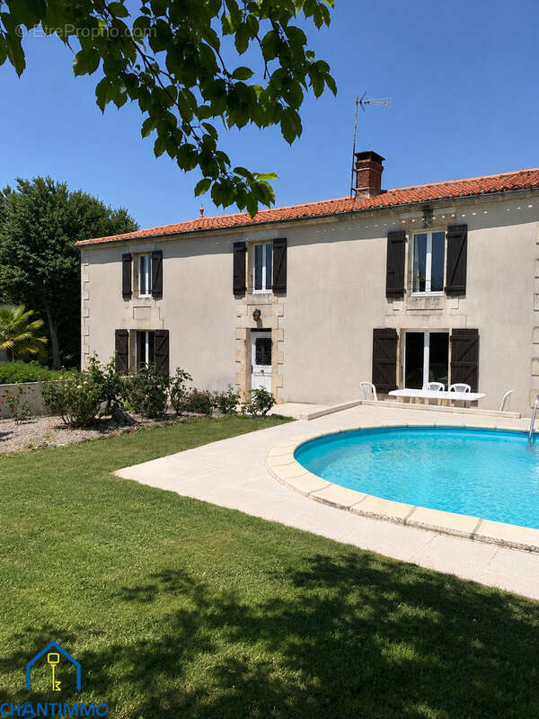 Maison à SAINTE-HERMINE