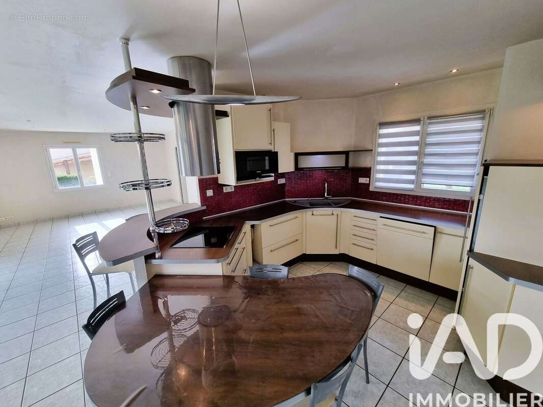 Photo 3 - Maison à LES HERBIERS