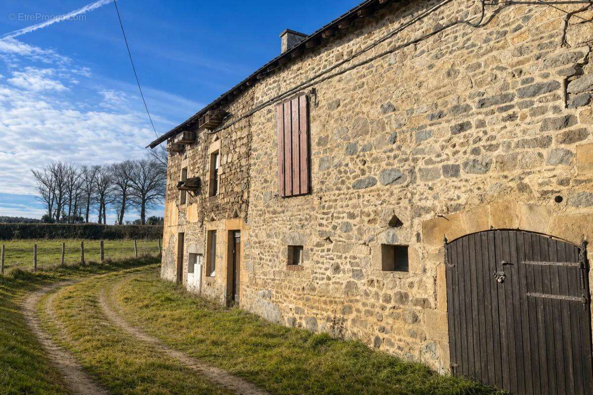 Maison à BIOLLET