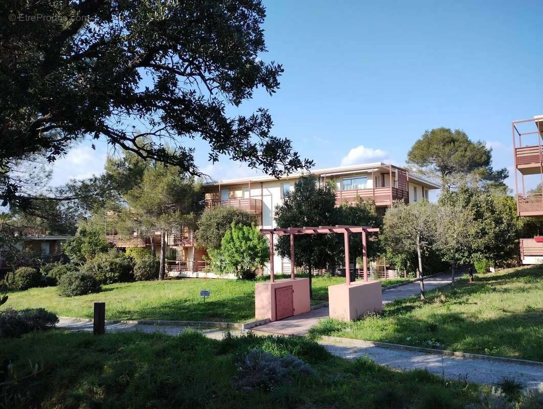 Appartement à FREJUS