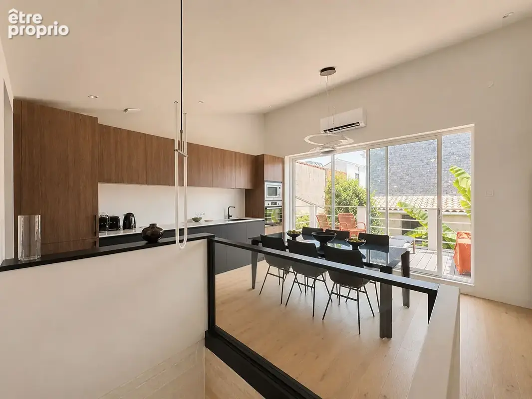 Maison Rénovée 4P  85,28m² + dépendance avec projet d'extension - CHARTRONS - photo 6