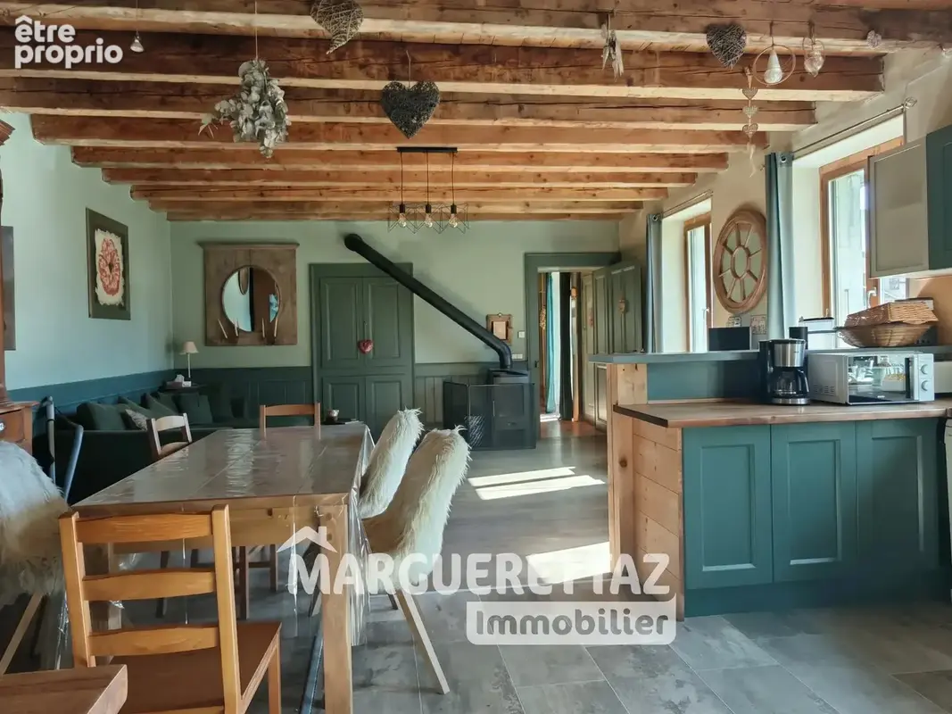 Maison mitoyenne 7 pièces avec jardin – TANINGES - photo 4
