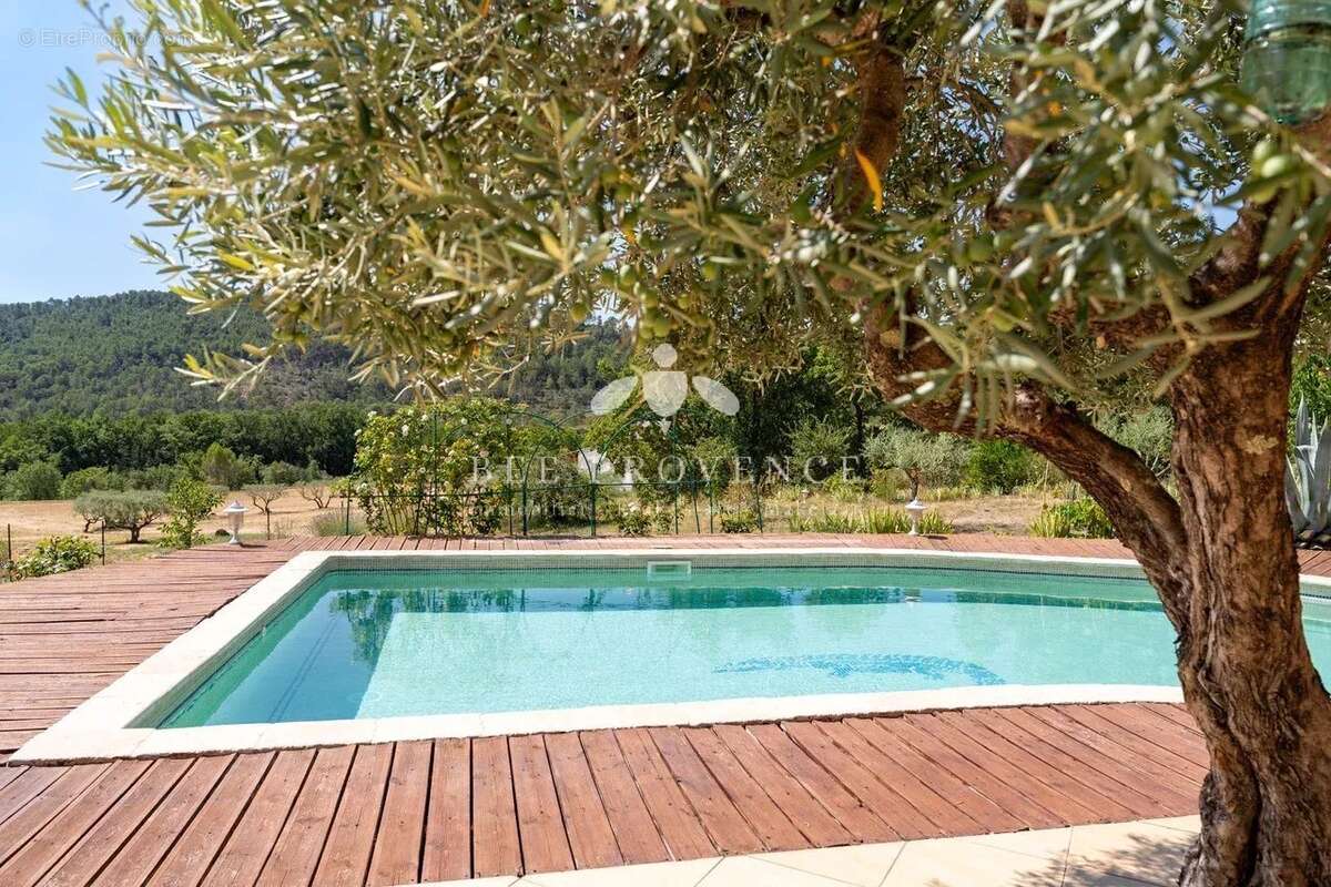 Villa de qualité au calme avec vue et piscine - photo 6