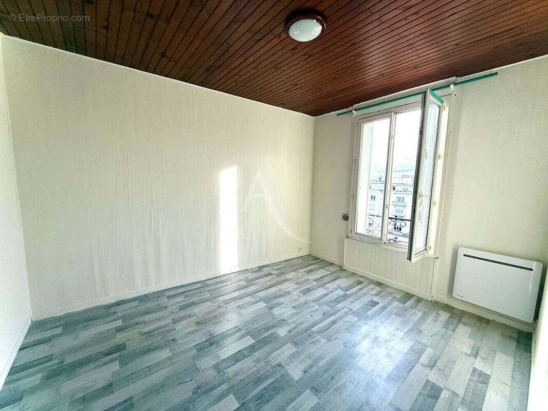 Appartement à BONDY