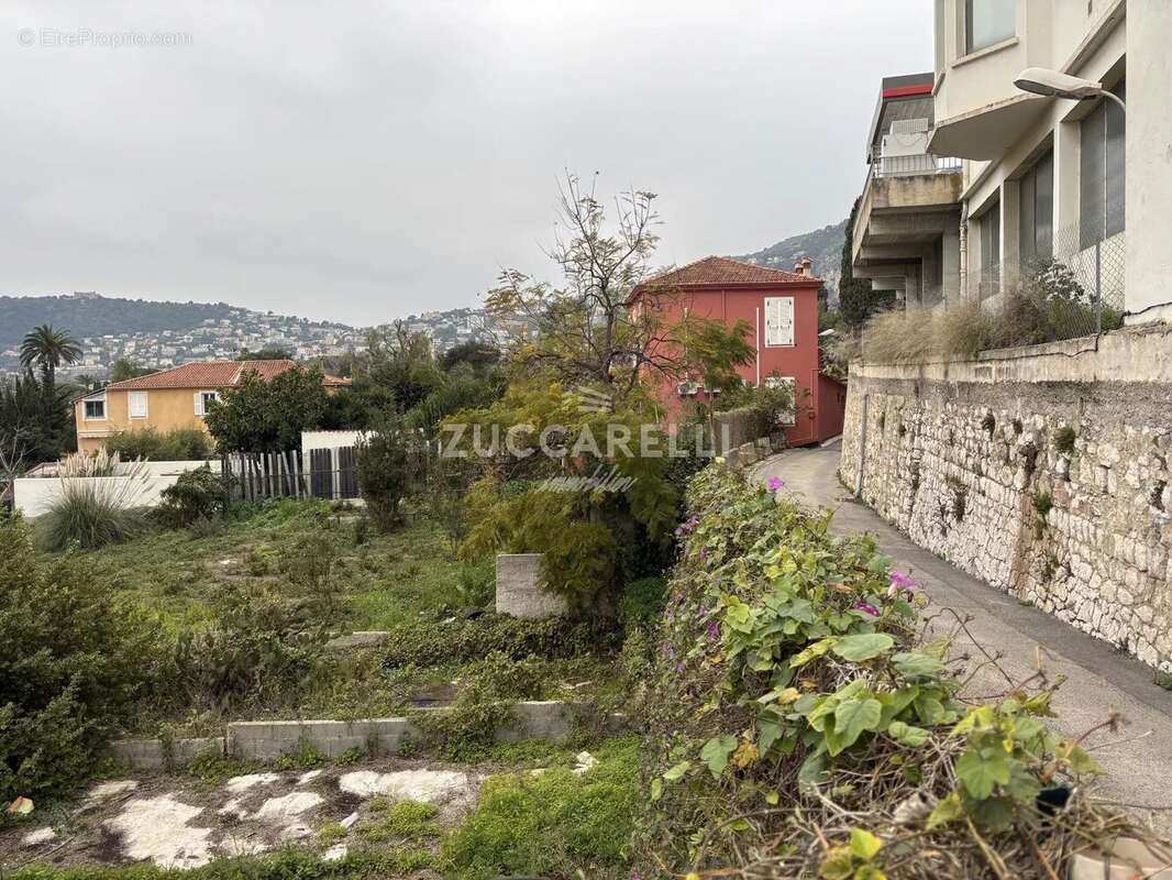 Terrain à VILLEFRANCHE-SUR-MER
