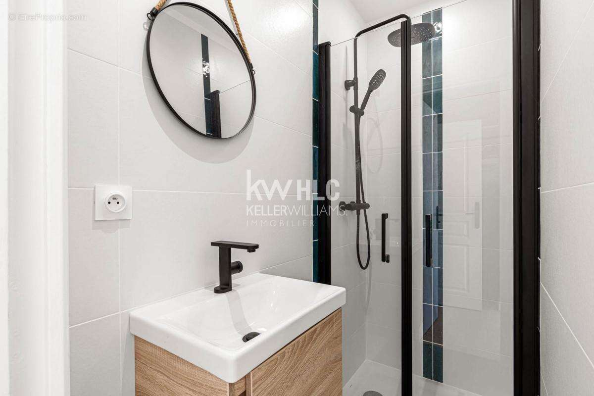 Maison à SAINT-LAURENT-DU-VAR