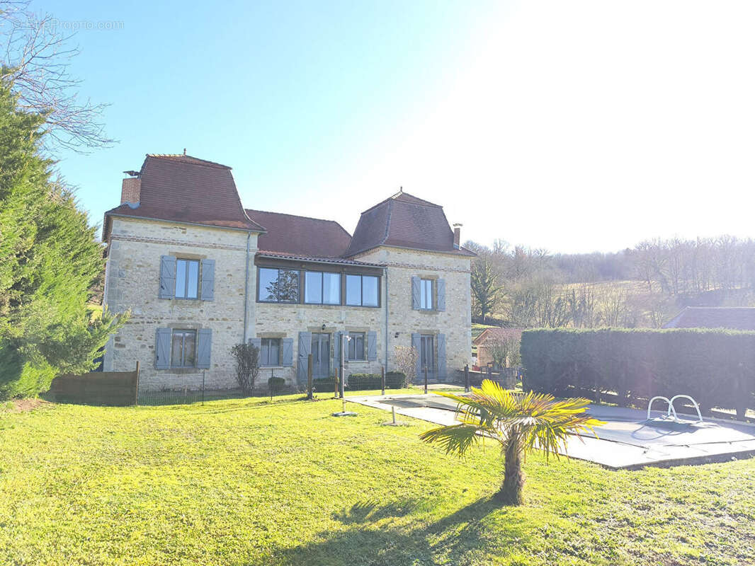 Maison à FIGEAC