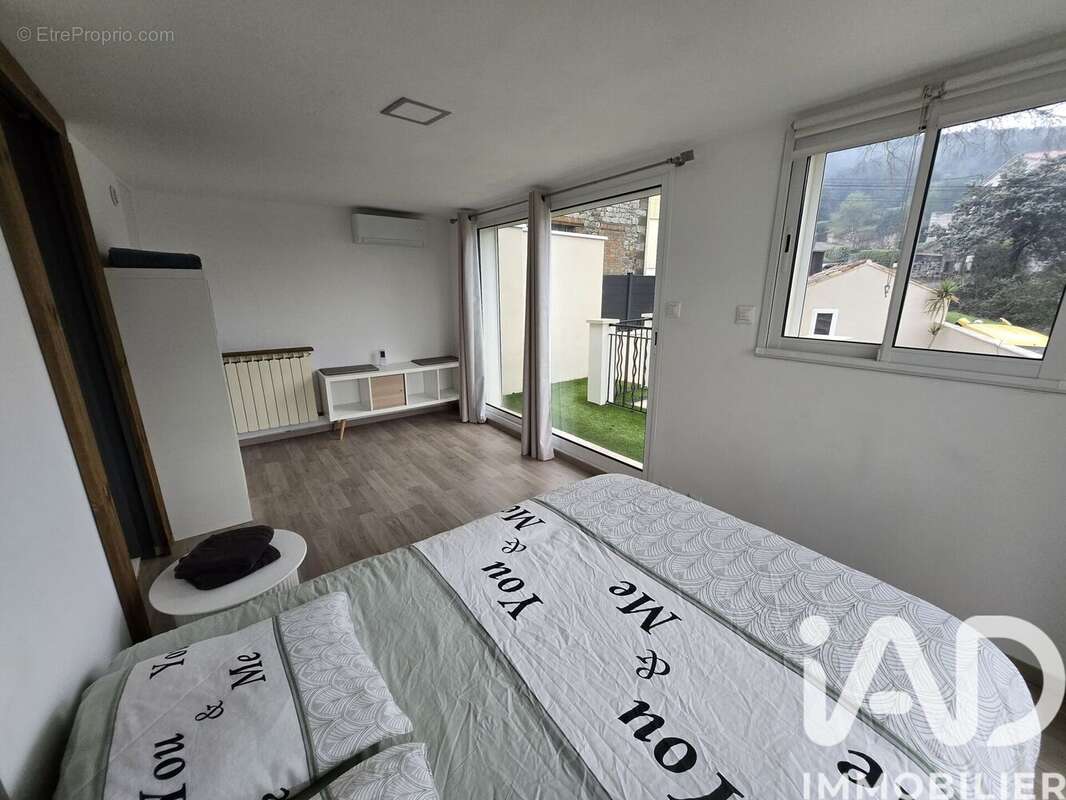Photo 7 - Maison à SAINT-JULIEN-LES-ROSIERS