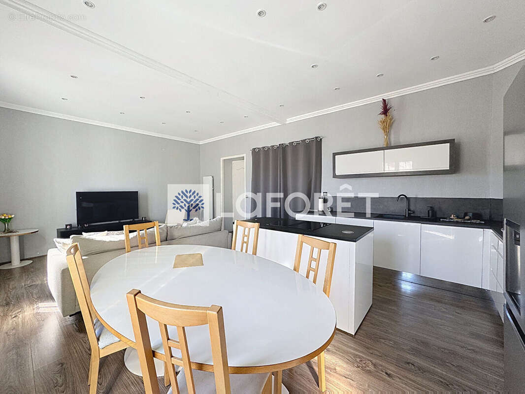 Appartement à BEAUSOLEIL