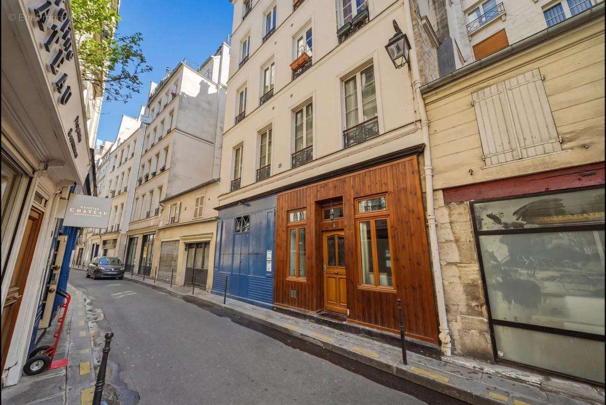 Appartement à PARIS-4E