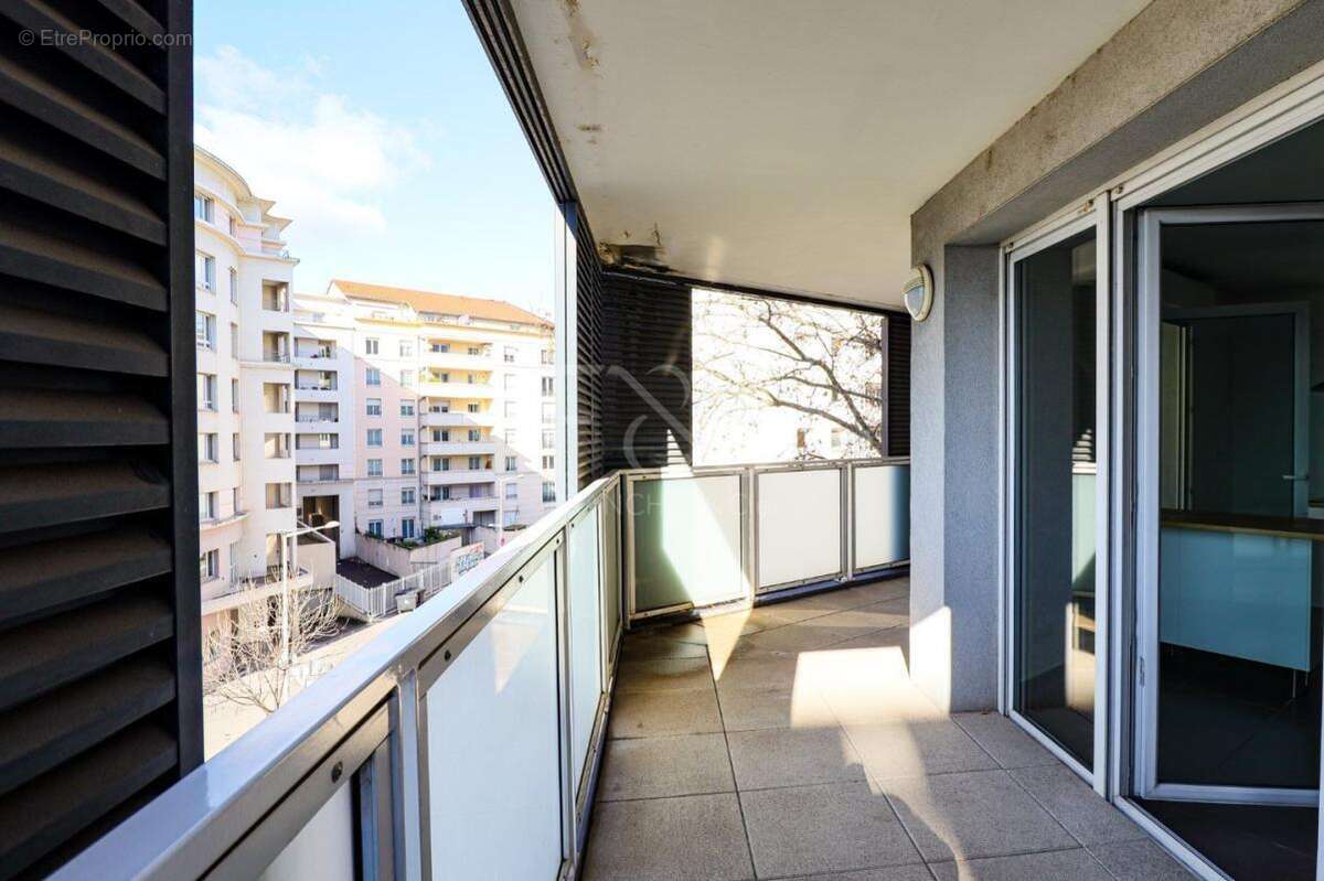 Appartement à LYON-7E