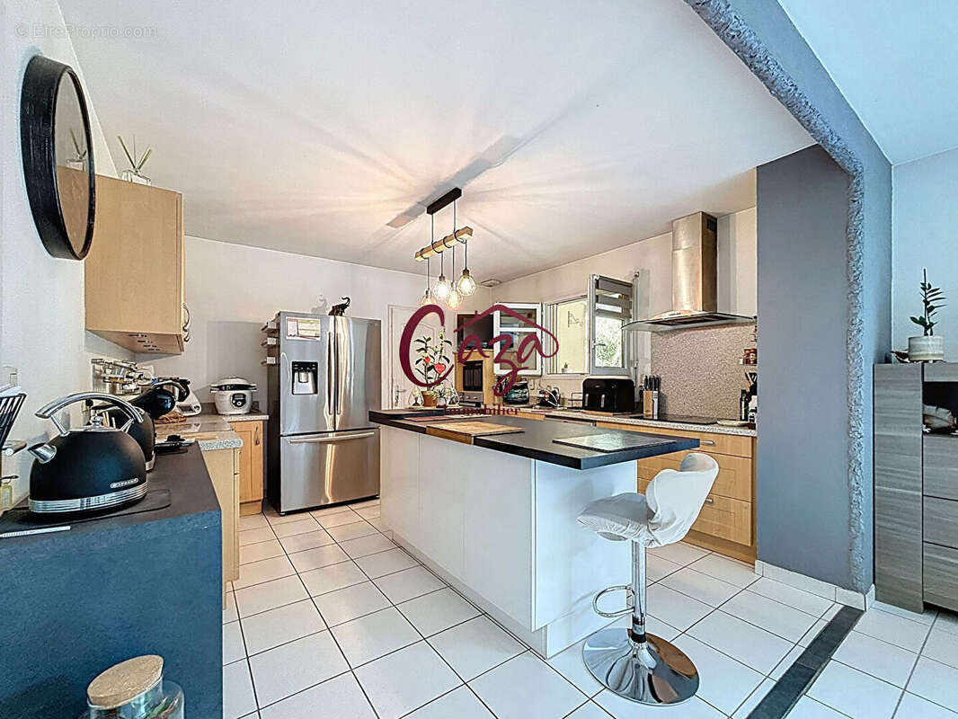 Maison à SAINT-QUENTIN-DE-BARON