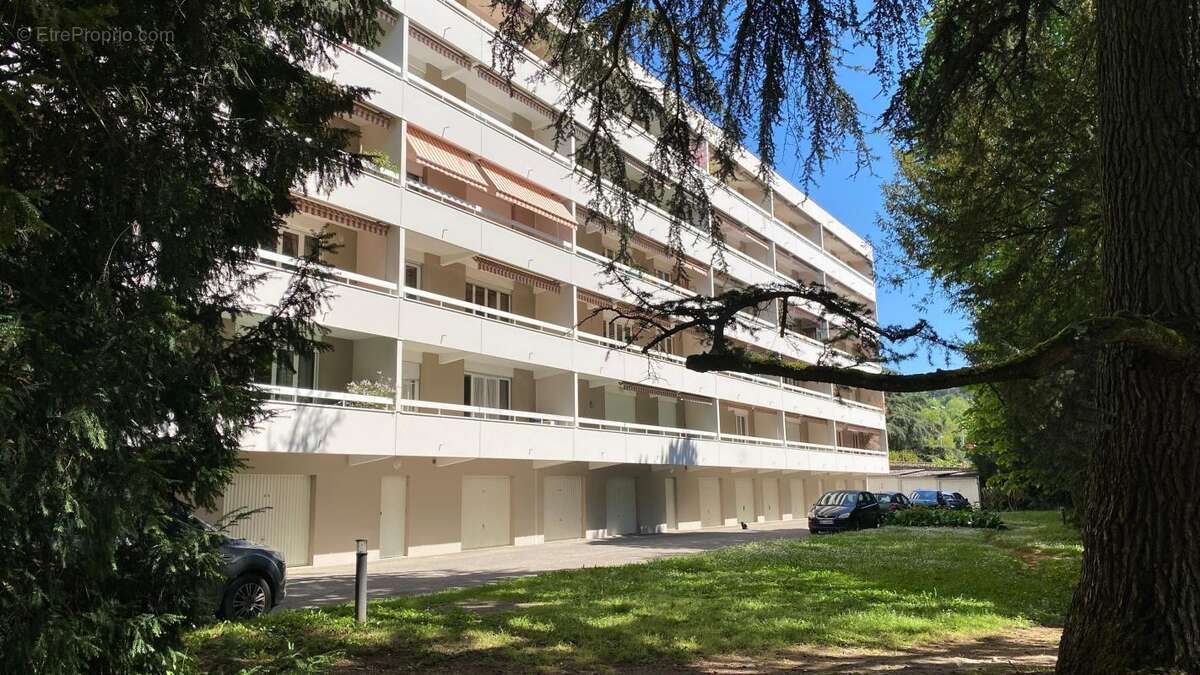 Appartement à FONTAINES-SUR-SAONE