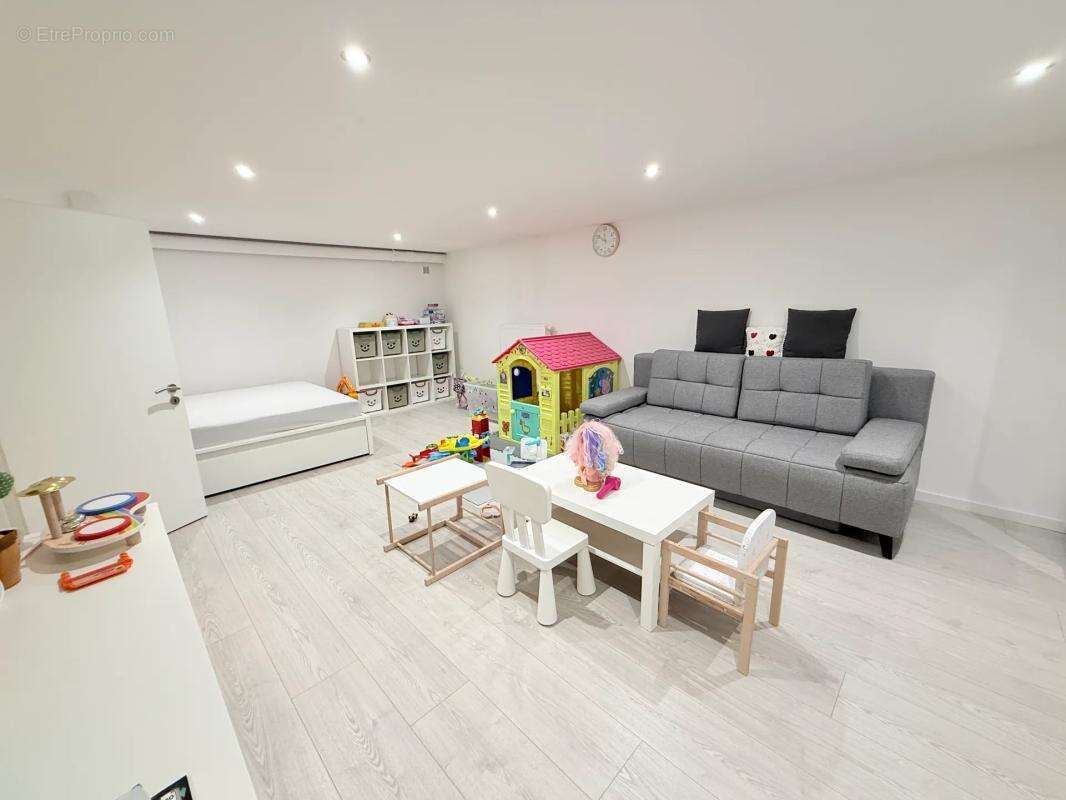 68300 saint-louis neuweg – quartier résidentiel d’exception – maison contemporaine de standing – 201 m² – 4 à 6 chambres – clima - photo 15