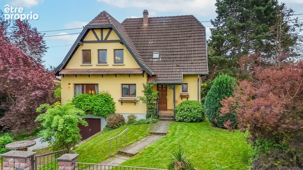A la vente à DORLISHEIM (67) - Maison d'architecte 6 pièces Vue sur Mont Ste Odile - photo 3
