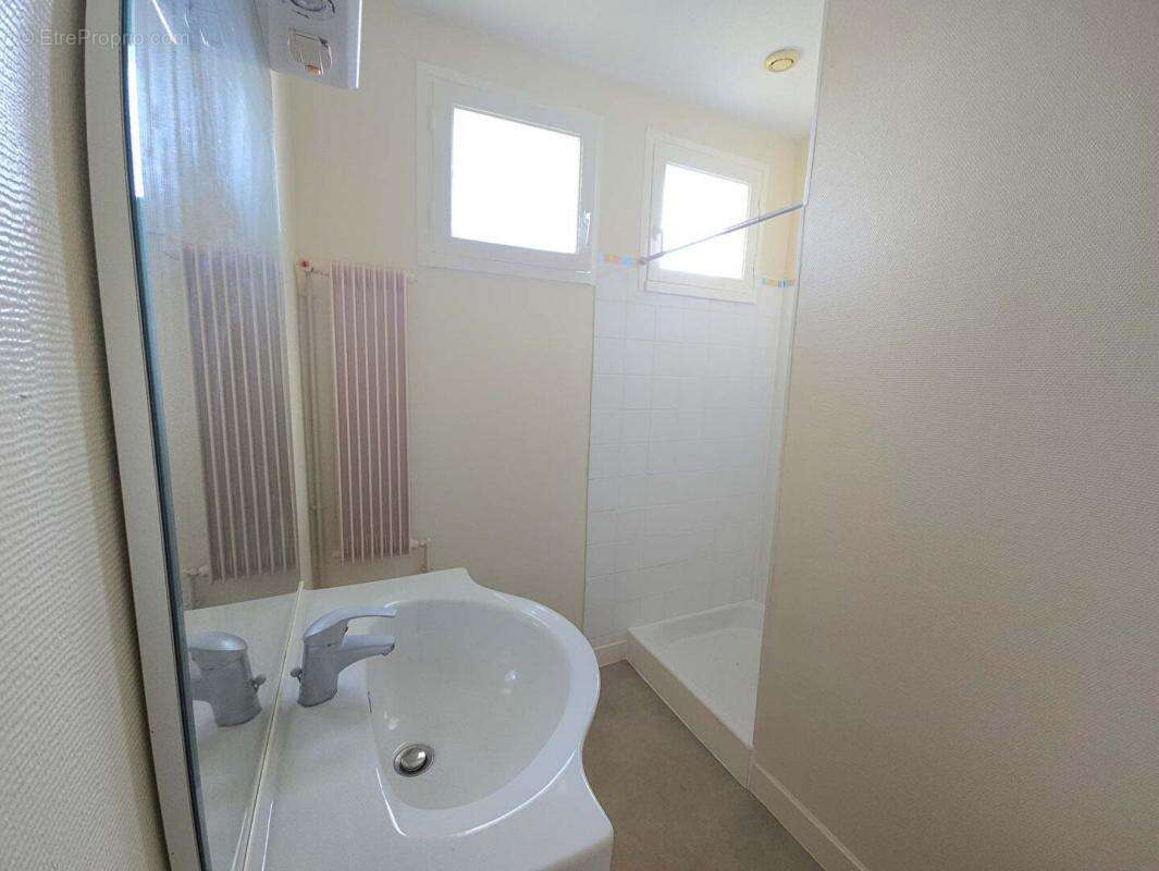 Maison à SAINTE-GAUBURGE-SAINTE-COLOMBE