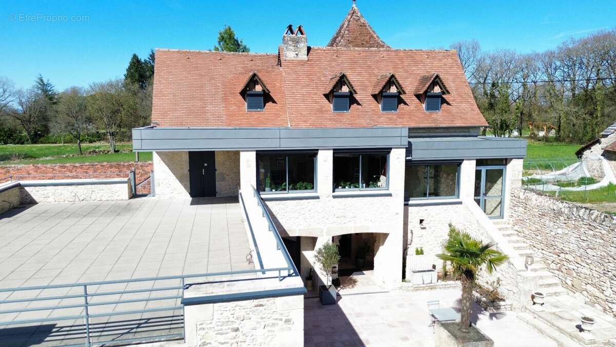 Maison à VILLENEUVE