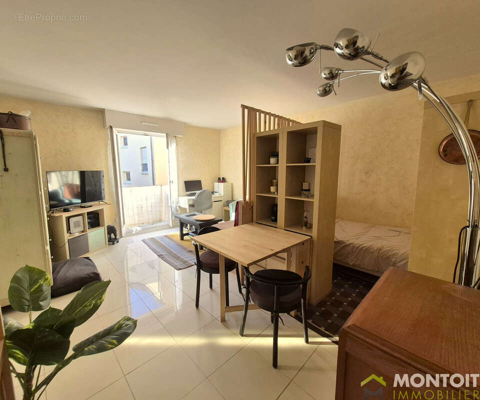 Appartement à THIAIS