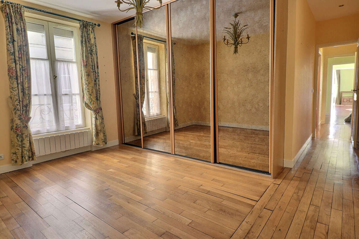 Appartement à SAINT-GERMAIN-EN-LAYE