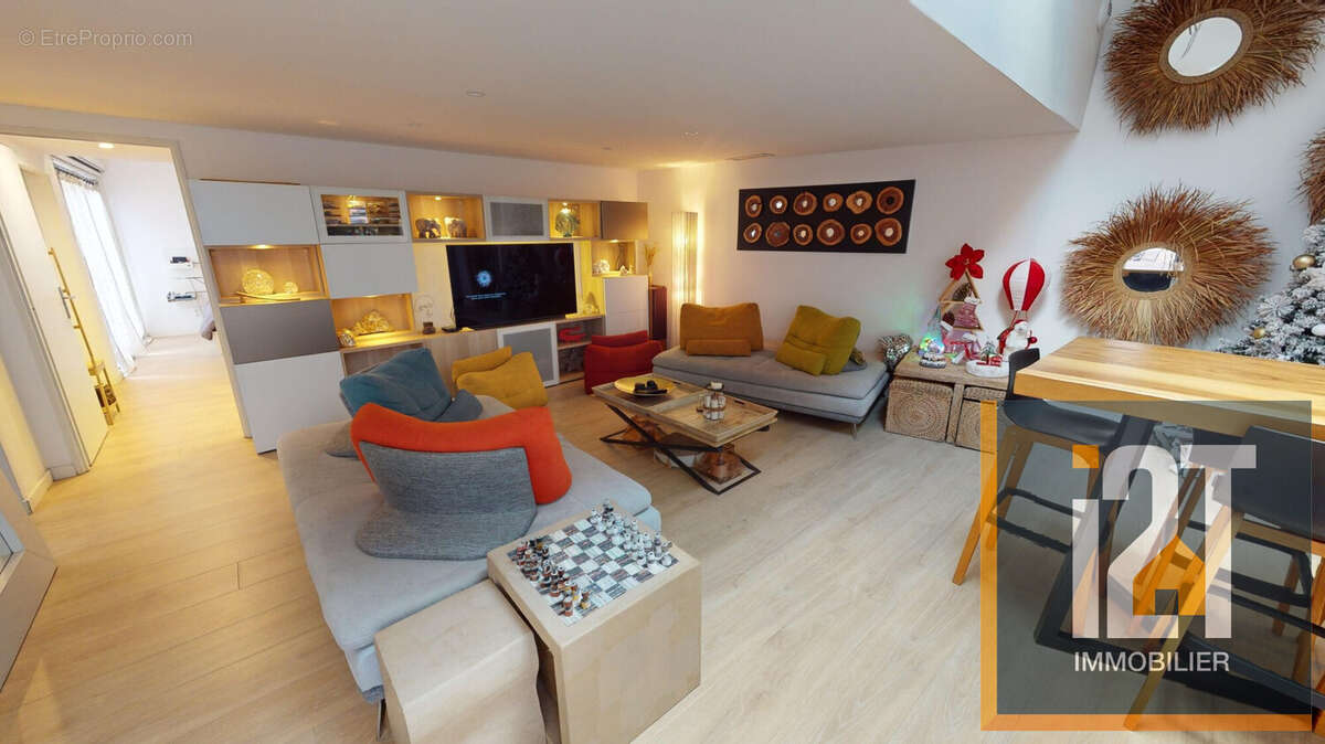 Appartement à NIMES