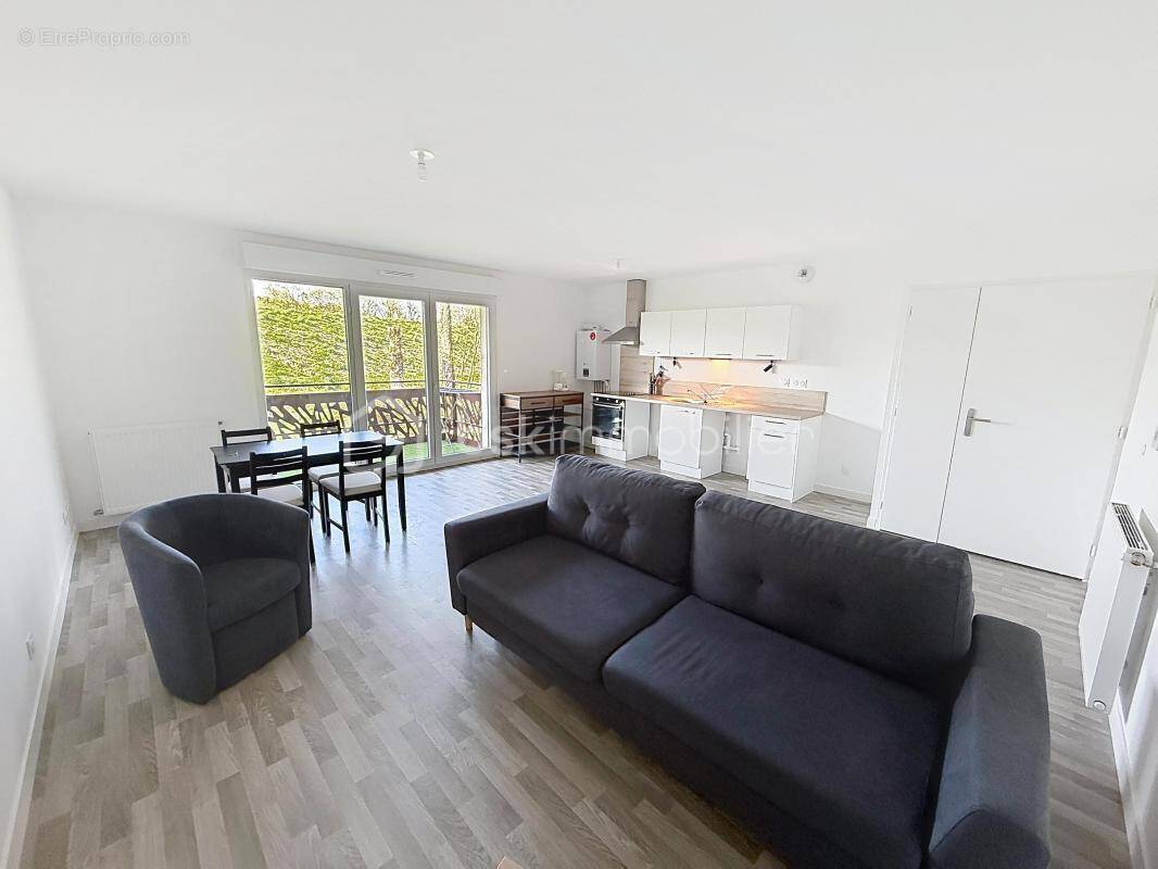 Appartement à LIFFRE