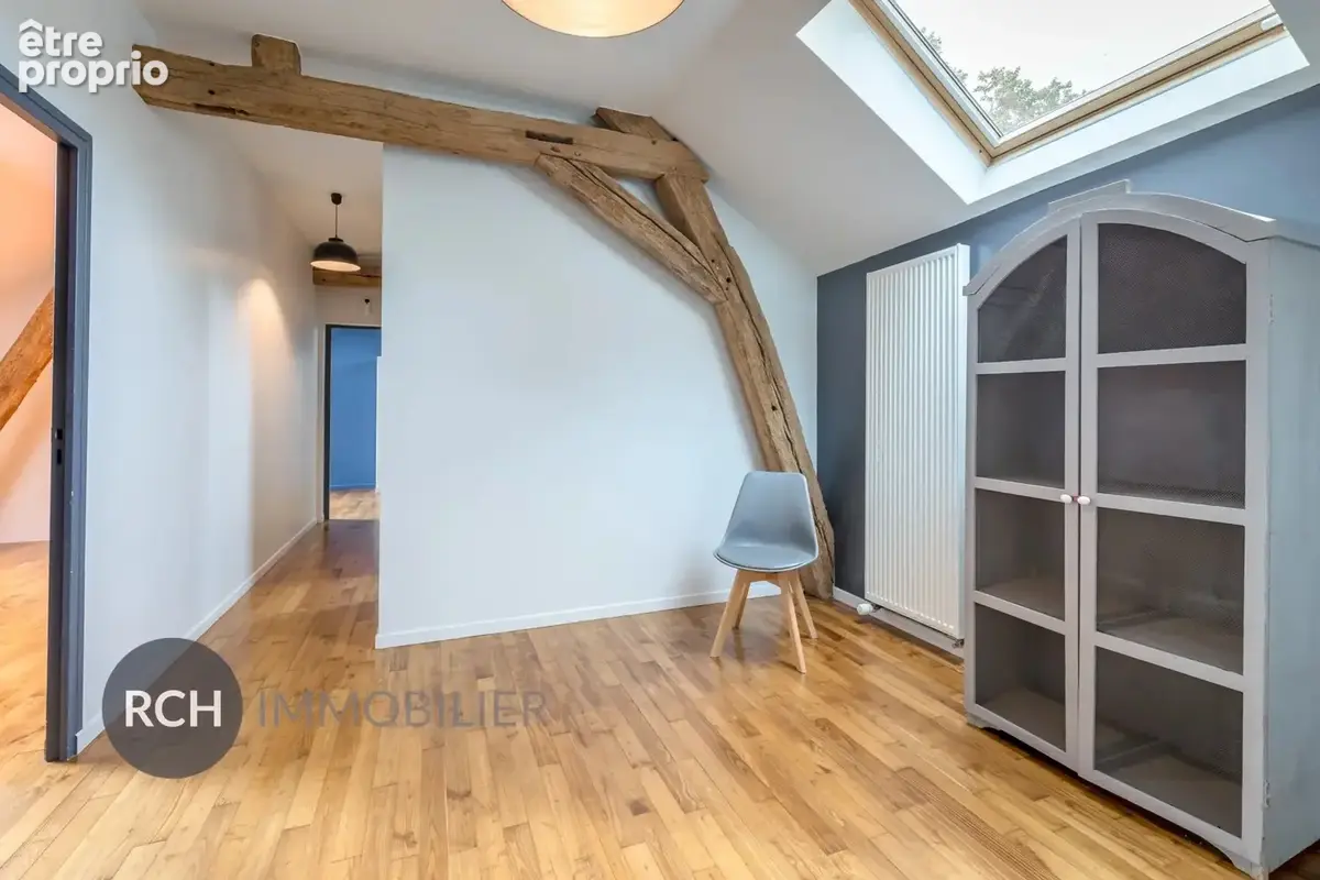 Boullay-Les-Troux - Charmante maison en pierre entièrement rénovée sur un joli jardin plat avec piscine - photo 14